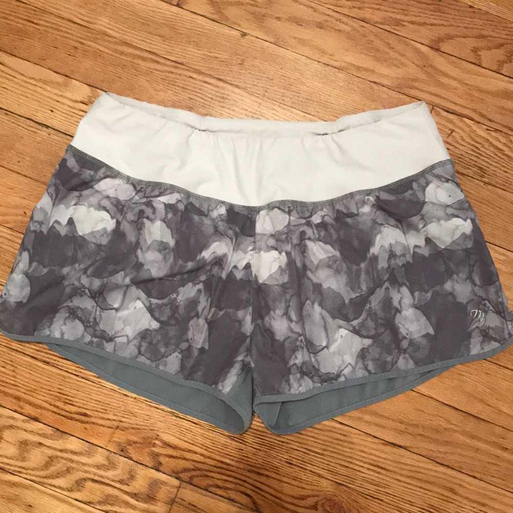 Running shorts